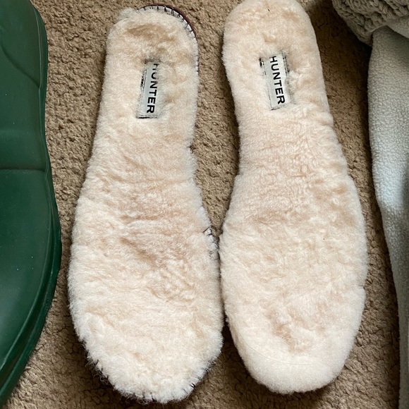 COPY - Women’s size 8 hunter boots; lightly used - Picture 3 of 4